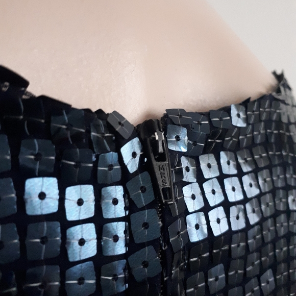 Gio Guerreri | Midnight Blue Sequin Embellished Dress - Picture 12 of 13